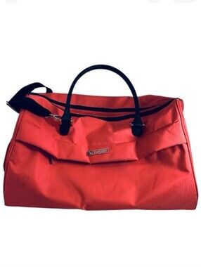 🌺 Tracker Duffel Bag